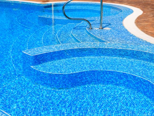 Top 5 Reasons to Use Borates in Your Swimming Pool