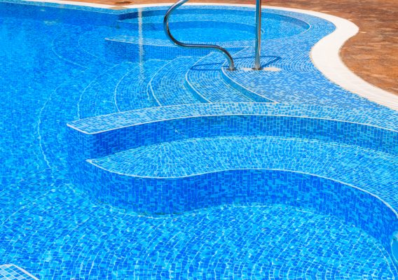 Top 5 Reasons to Use Borates in Your Swimming Pool