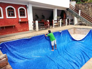 pool liner installation