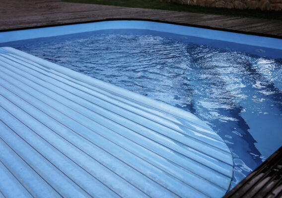 The Pros and Cons of Automatic Inground Pool Covers